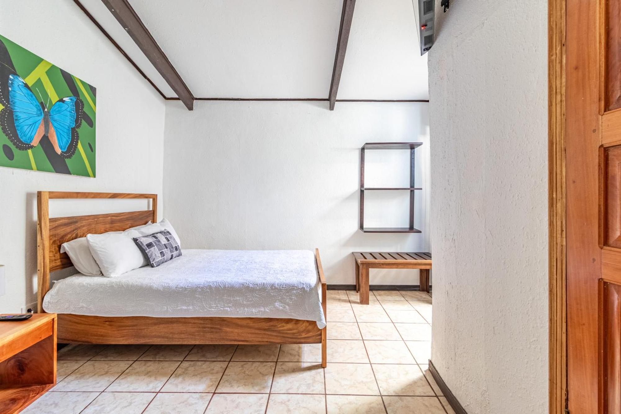 Montefresco Boutique Hostel Monteverde Dış mekan fotoğraf